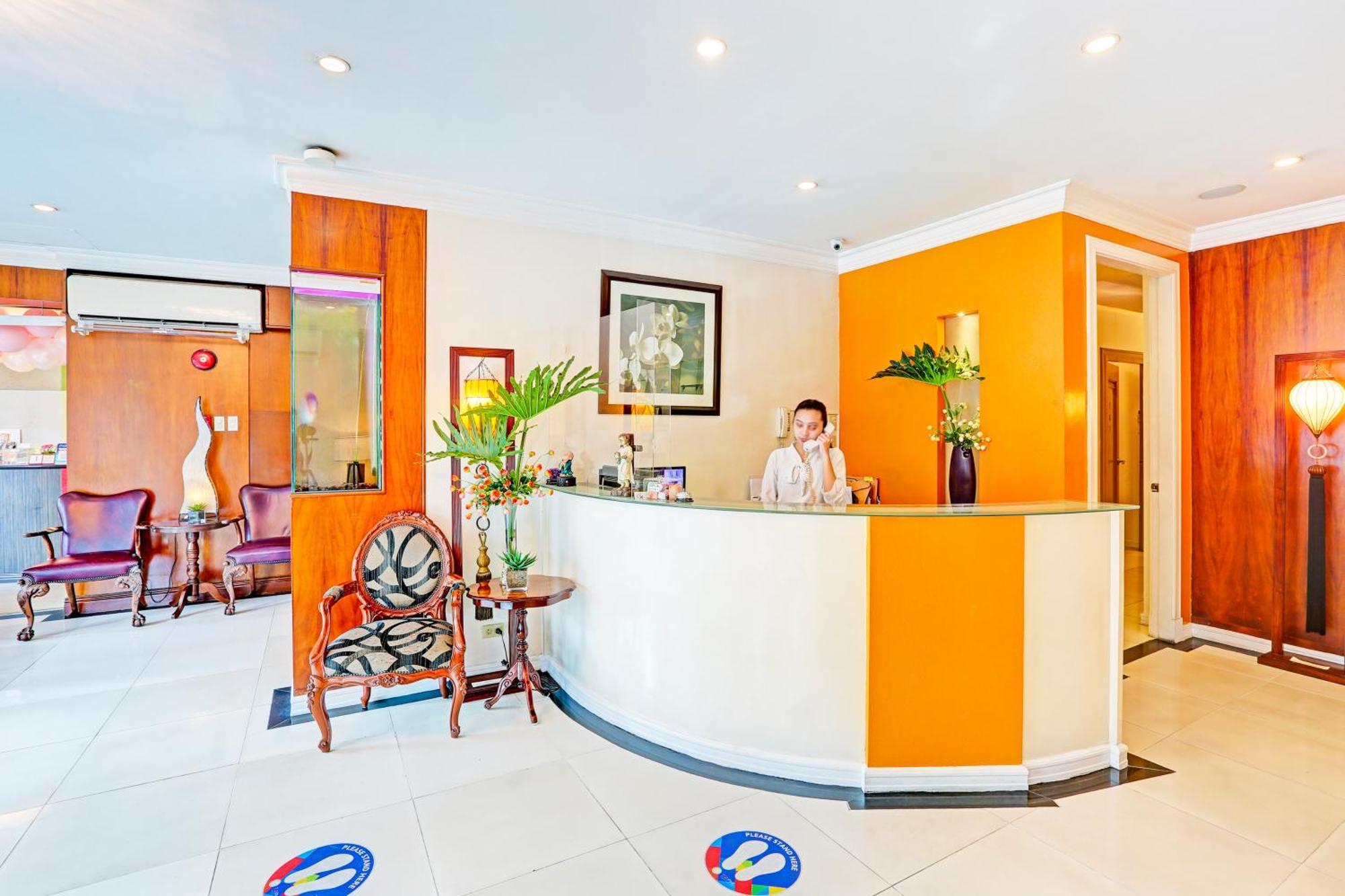 Townhouse Oak Vip Suites, Near Pnr Pasay Evangelista, Makati Manila Makati City Exterior foto