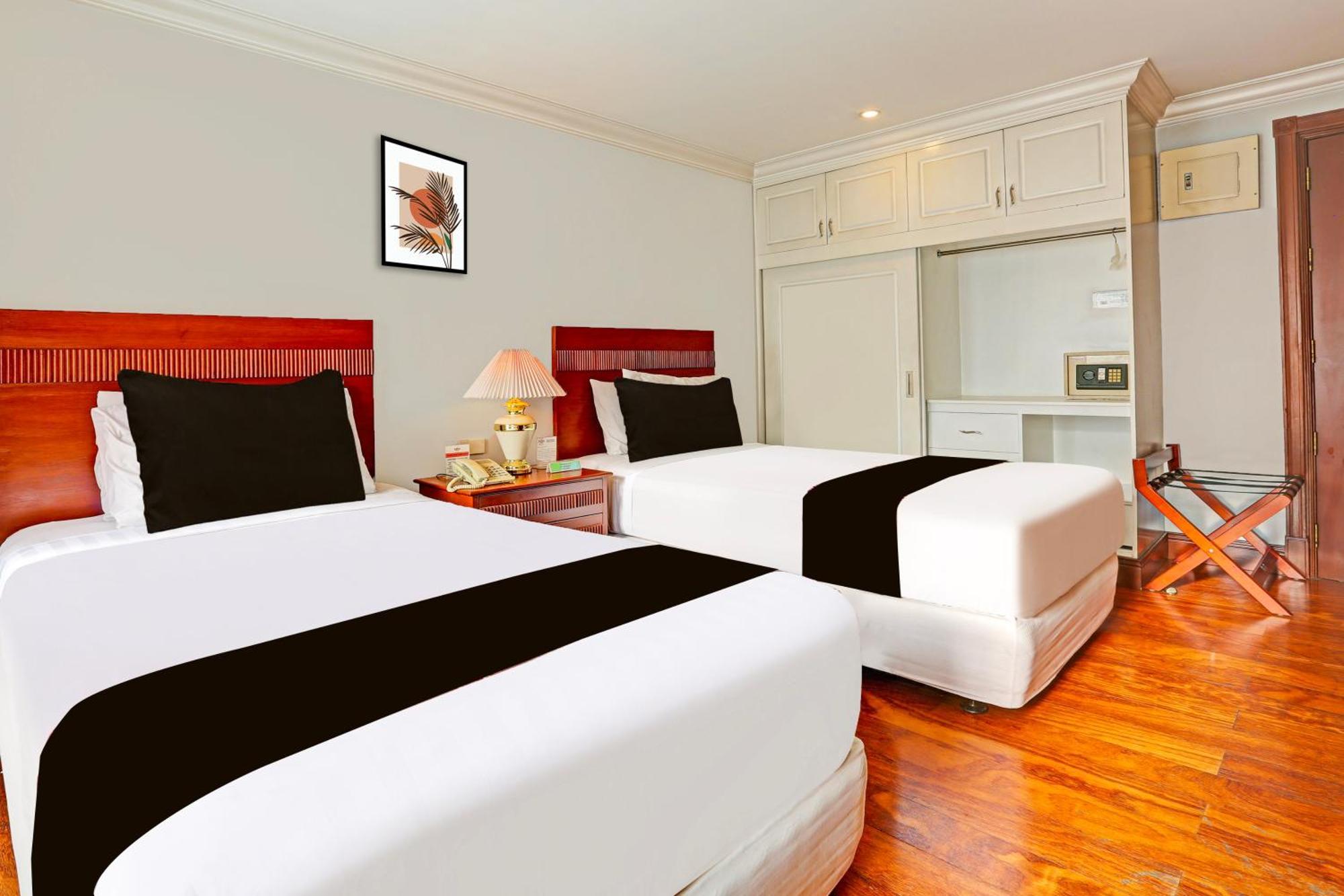 Townhouse Oak Vip Suites, Near Pnr Pasay Evangelista, Makati Manila Makati City Exterior foto